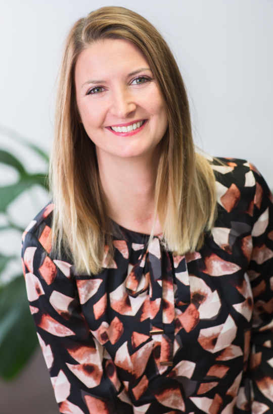 Portrait Susanne Plüschke